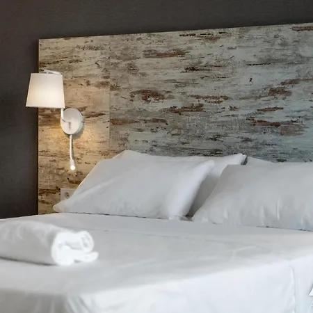 Ahoy Hotel apartamentowy
