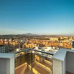 Ahoy Apartahotel 4*