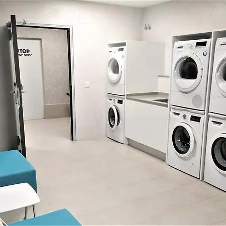 Aparthotel Ahoy
