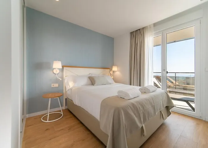 Ahoy Lägenhetshotell 4*