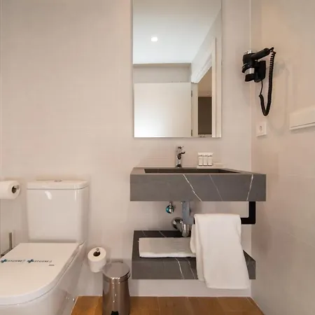 Апарт-отель Ahoy Кампелло