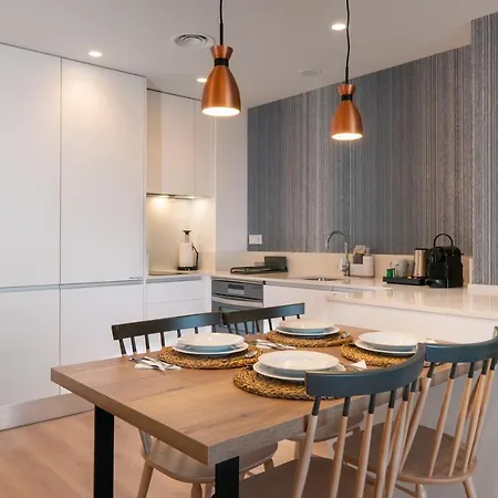 Ahoy Апарт-отель 4*