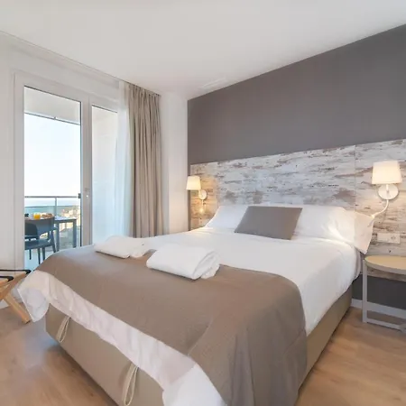 Apartahotel Ahoy El Campello