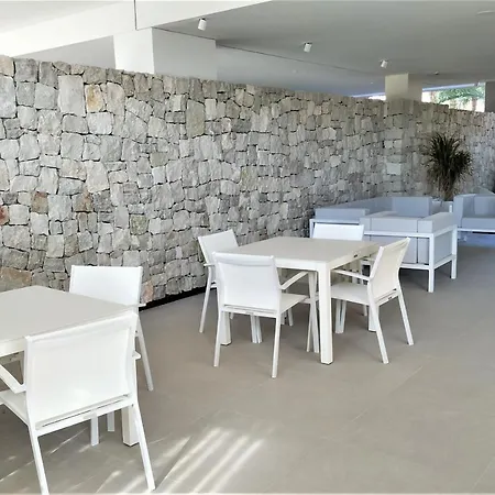 Апарт-отель Ahoy Кампелло